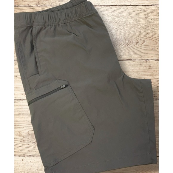 Eddie Bauer Other - EDDIE BAUER Mens Pull On Performance Stretch Cargo Shorts - Size 2XL XXL - Gray‎